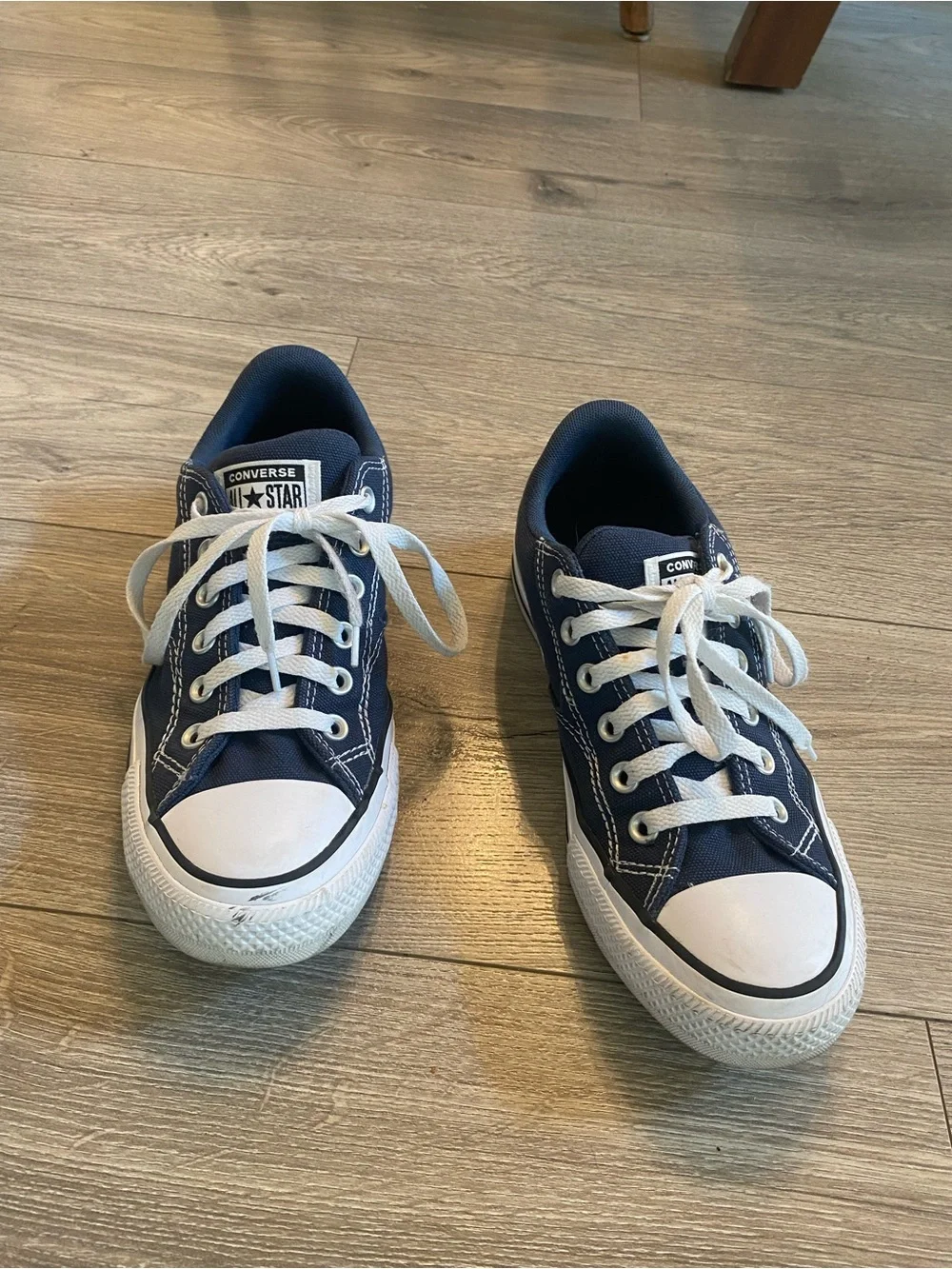 Converse classic low